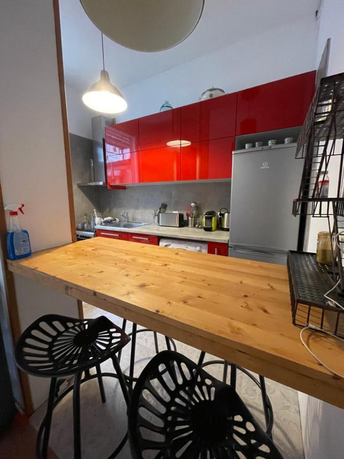 Maison De Ville Cosy Canal Saint Martin Paris Luaran gambar